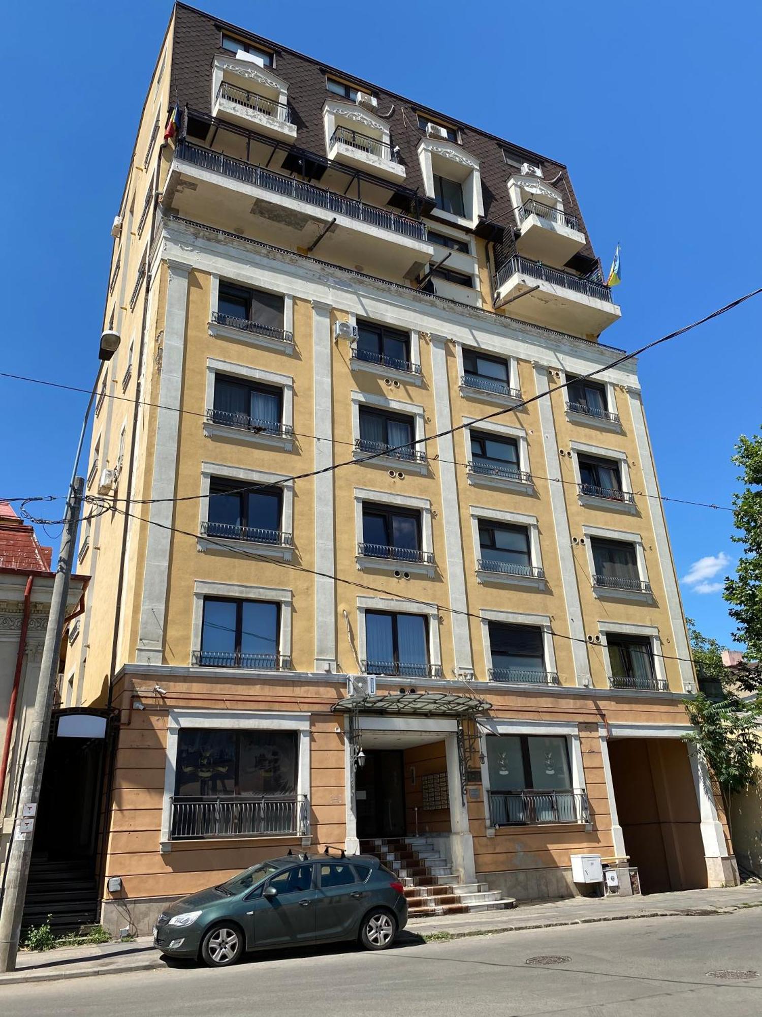 Royal Suite Unirii-2 Bdr Apartment Бухарест Екстер'єр фото